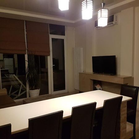 Apartment Magnolia Batumi Eksteriør billede